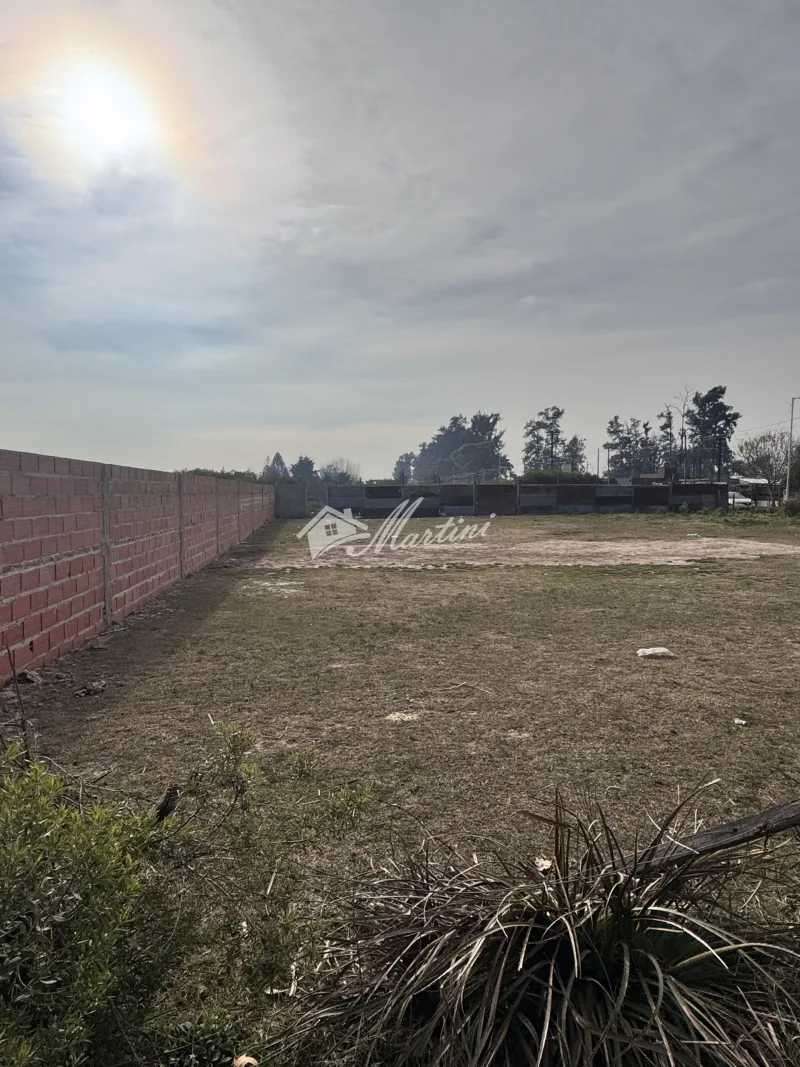 Lote en venta – Barrio Luna