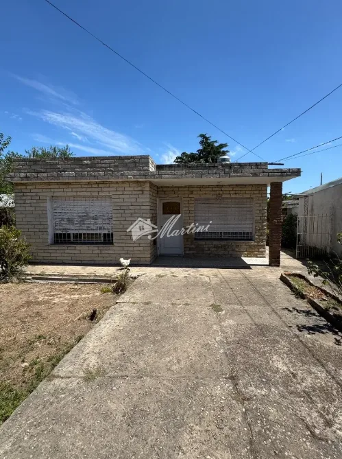 Propiedad a la venta en Jáuregui - APTA CRÉDITO
