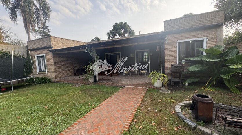 Venta de Casa Quinta Barrio El Pinar